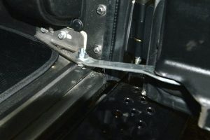 TIBUS Door Holder for 1990-2016 Defender 90/110/130 - Image 2