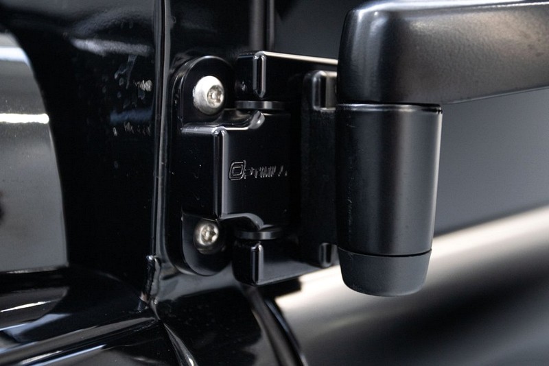 Billet Aluminum Door Hinge Set for Defender 90/110