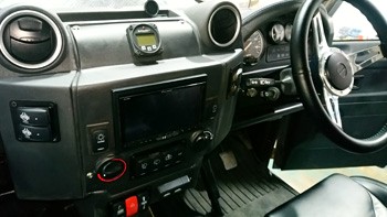PUMA 'Ten Switch' Dashboard Kit for Defender 90/110/130 - Image 2