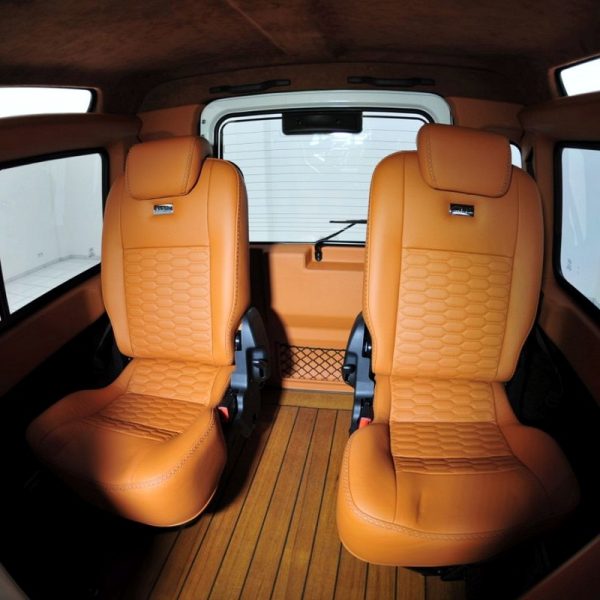 STARTECH 3rd Seat Bench Covered in Leather for Defender 90/110/130
