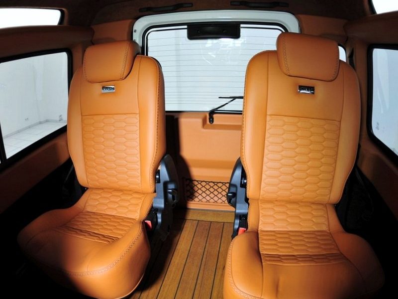 STARTECH 3rd Seat Bench Covered in Leather for Defender 90/110/130