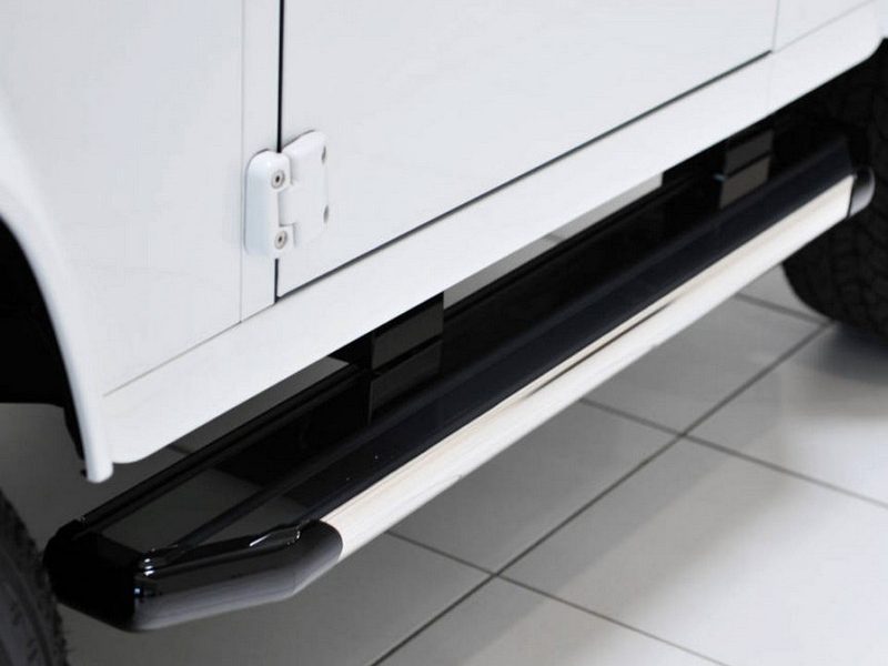 STARTECH Aluminum Running Boards for Defender 90
