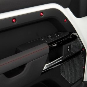 STARTECH Leather Upgrade for Defender 2020-on - Image 2