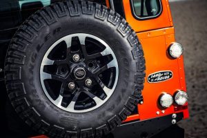 URBAN Truck 90mm LED Rear Light Set for Land Rover Defender