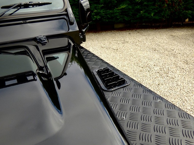 URBAN Truck Best of British Wingtop and Side Vents for Land Rover Defender - Image 2