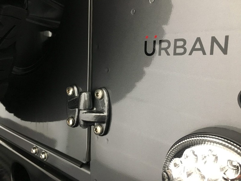 URBAN Truck Stainless Steel Bolt Kit for Defender 90/110 - Image 4