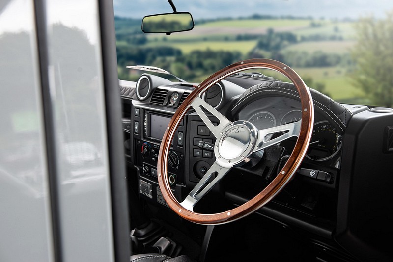 Project Kahn 16" Heritage Steering Wheel for Defender 90/110
