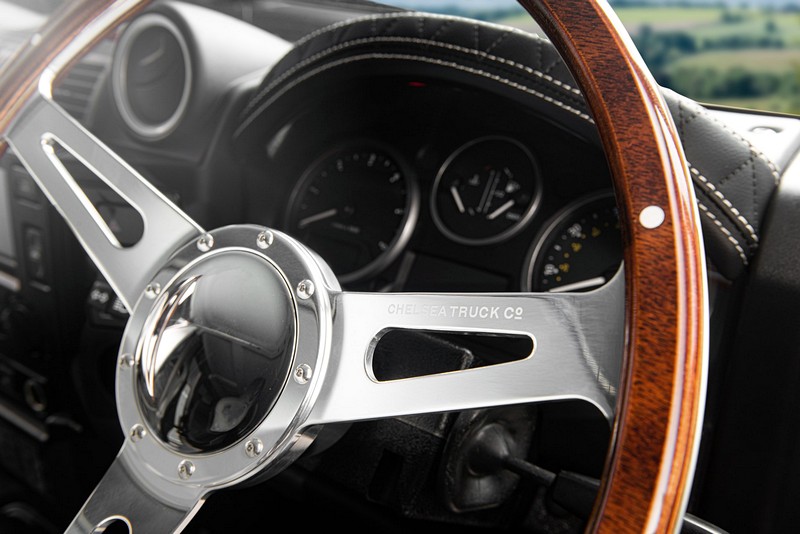 Project Kahn 16" Heritage Steering Wheel for Defender 90/110 - Image 3