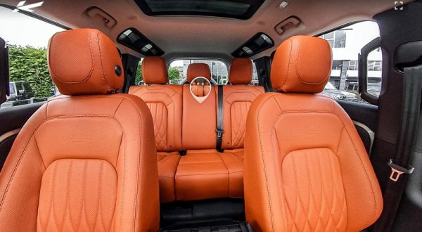 Project Kahn 5 Seats Comfort Leather Interior 360° Tour for 2020+ Defender 110