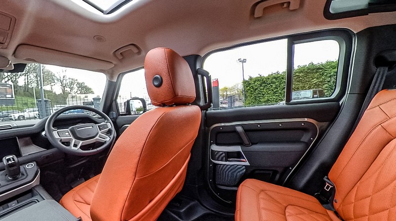 Project Kahn 5 Seats Comfort Leather Interior 360° Tour for 2020+ Defender 110 - Image 3