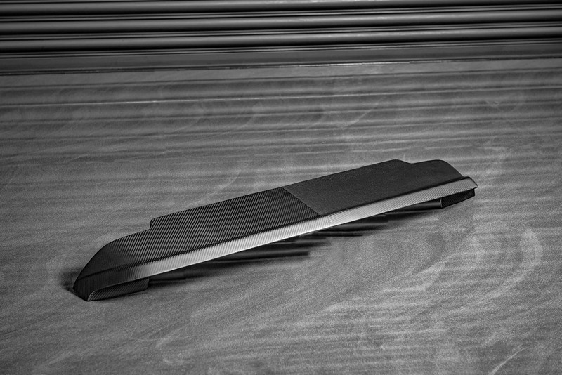 Project Kahn Exposed Carbon Rear Roof Wing for 2020+ Defender 90/110/130 - Image 5