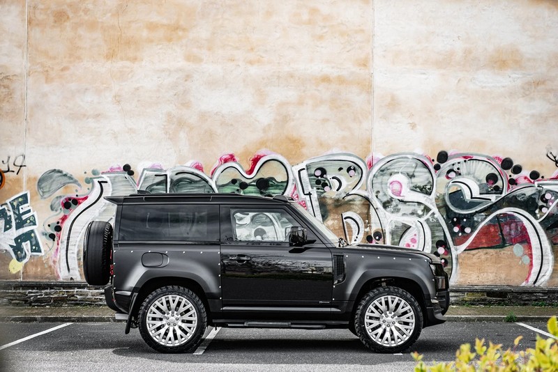 Project Kahn RS - 10x22” Hyper SIlver for 2020+ Defender 90/110/130 - Image 5