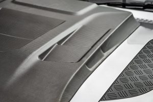 Project Kahn Exposed Carbon Bonnet Vent (Matte) for 2020+ Defender 90/110/130 - Image 5
