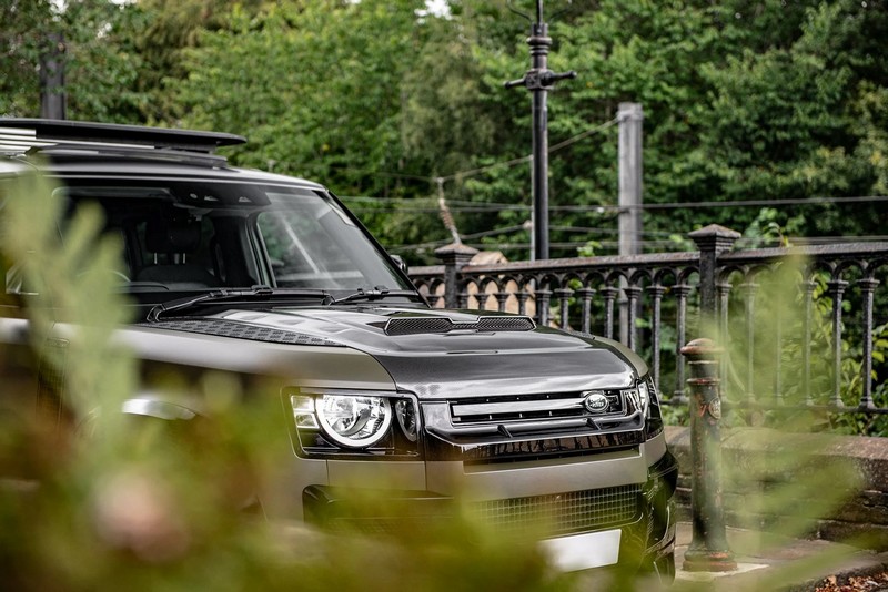 Project Kahn Exposed Carbon Vented Bonnet for 2020+ Defender 90/110/130 - Image 8