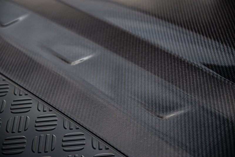 Project Kahn Exposed Carbon Vented Bonnet for 2020+ Defender 90/110/130 - Image 17