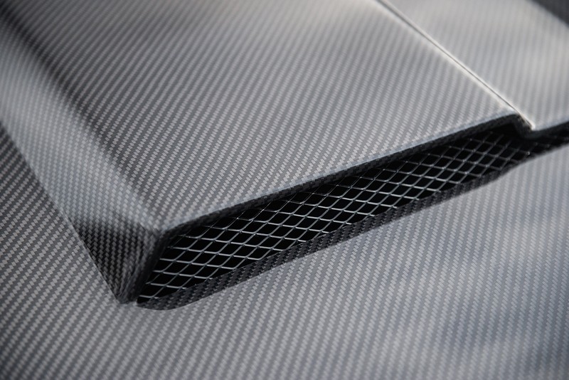 Project Kahn Exposed Carbon Vented Bonnet for 2020+ Defender 90/110/130 - Image 16