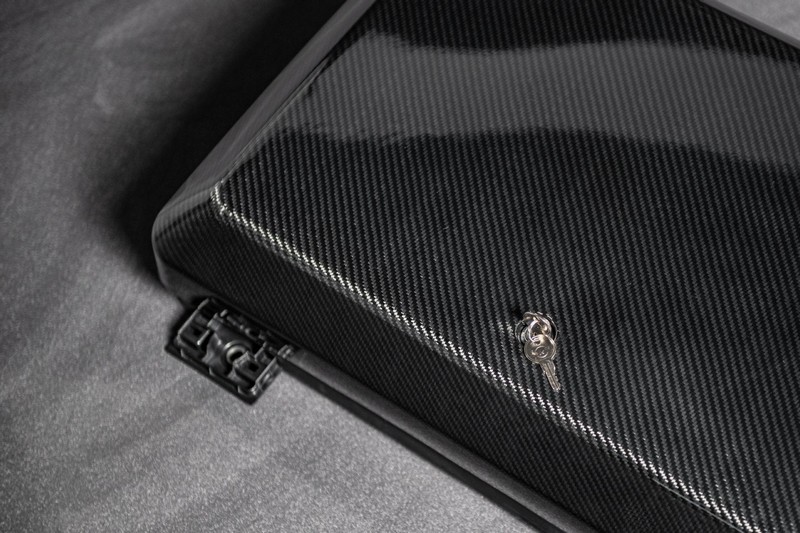 Project Kahn Side-Mounted Exposed Carbon Storage Box for 2020+ Defender 90/110/130 - Image 3