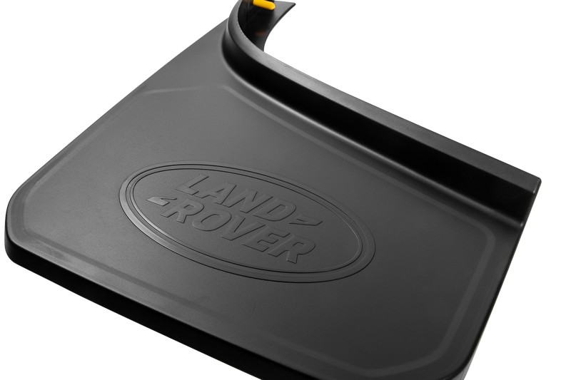 URBAN Front & Rear Mudflap Kit with Urban Logo for 2020+ Defender 90/110 - Image 4