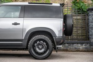 Project Kahn British Heritage RS-Forged - 9x22” Satin Black for 2020+ Defender 90/110/130 - Image 4