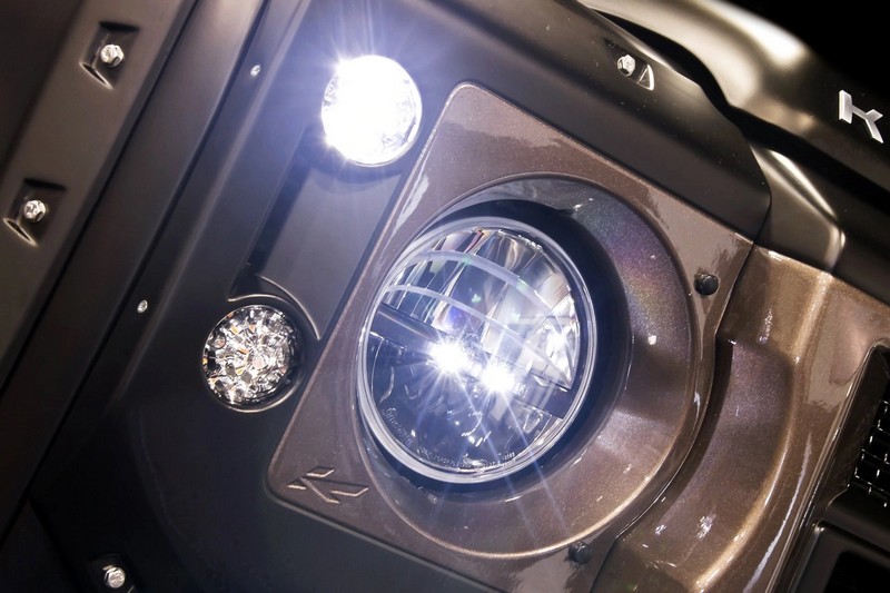 Project Kahn LED Headlights with Central DRLS for Defender 90/110 - Image 4