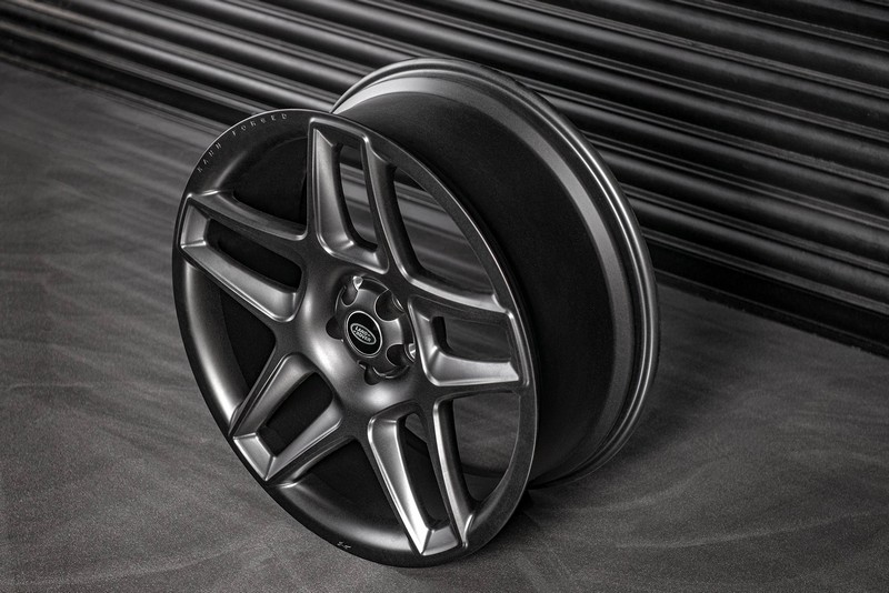 Project Kahn Mondial Forged - 9.5x22” Satin Black for 2020+ Defender 90/110/130 - Image 3