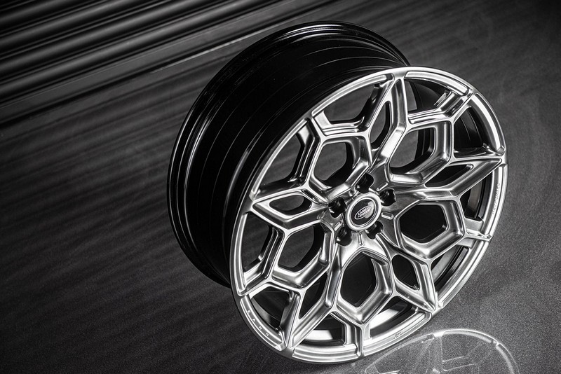 Project Kahn Type 57 RS-Forged - 10x23” Shadow Chrome for 2020+ Defender 90/110/130 - Image 6