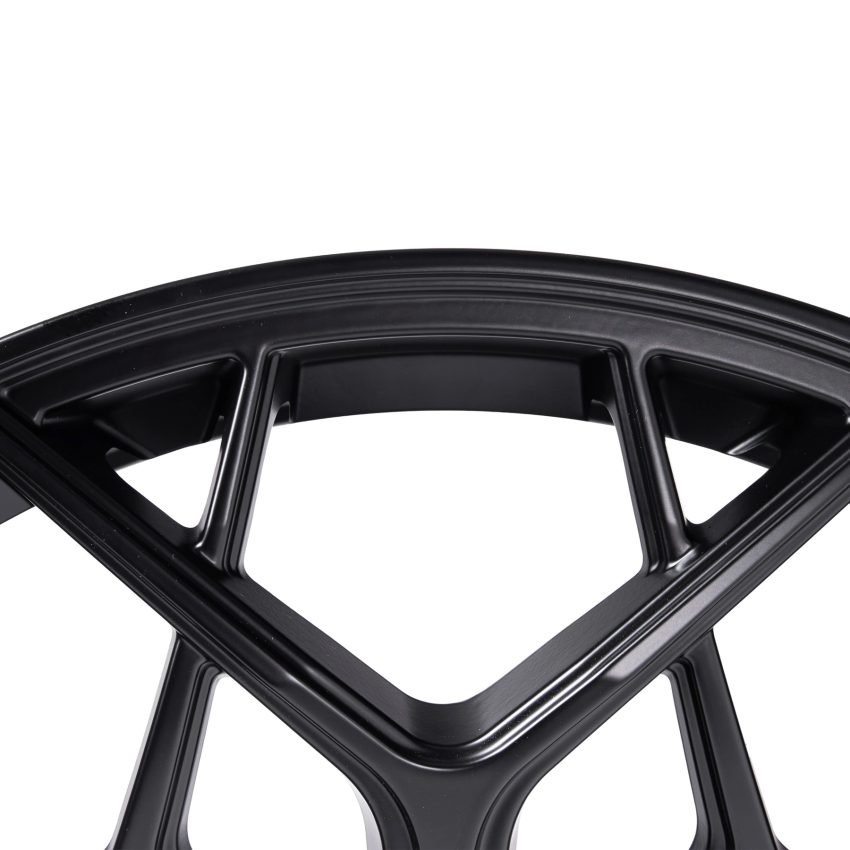 URBAN UC5 22" Front Wheel Satin Black (22x10 ET35) for Defender 90/110/130 - Image 16