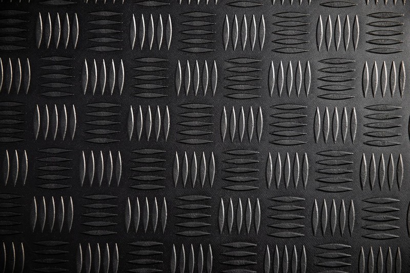 Project Kahn Chequered Rubber Floor Mats for Defender 90 - Image 5