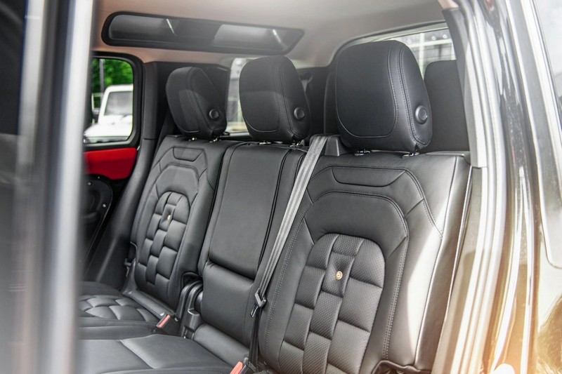 Project Kahn Environment 2: Upper & Lower Interior (Volcanic Red) for 2020+ Defender 110 - Image 7