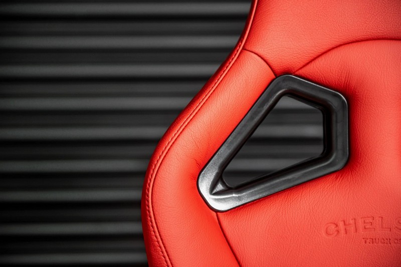 Project Kahn Lightweight Vegan Leather Heritage Sport Seats for Defender 90/110 - Image 12