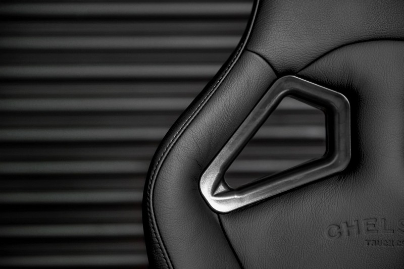 Project Kahn Lightweight Vegan Leather Heritage Sport Seats for Defender 90/110 - Image 9
