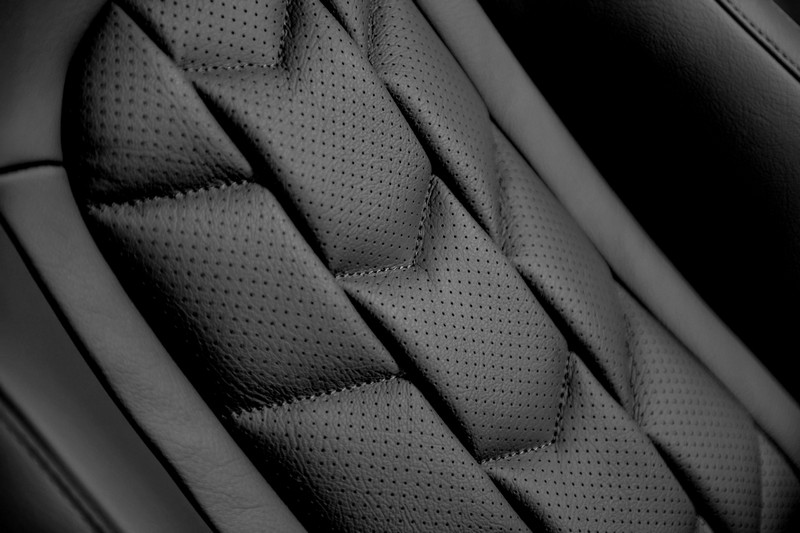 Project Kahn Lightweight Vegan Leather Heritage Sport Seats for Defender 90/110 - Image 8