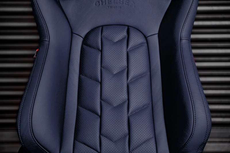 Project Kahn Lightweight Vegan Leather Heritage Sport Seats for Defender 90/110 - Image 10