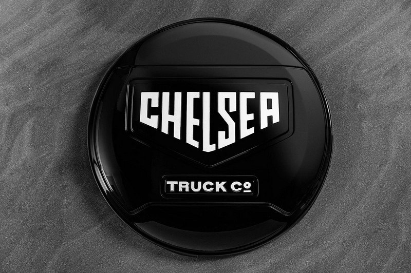 Project Kahn Mirror Lettering for Chelsea Truck Company 'Retro' for 2020+ Defender 110 - Image 2