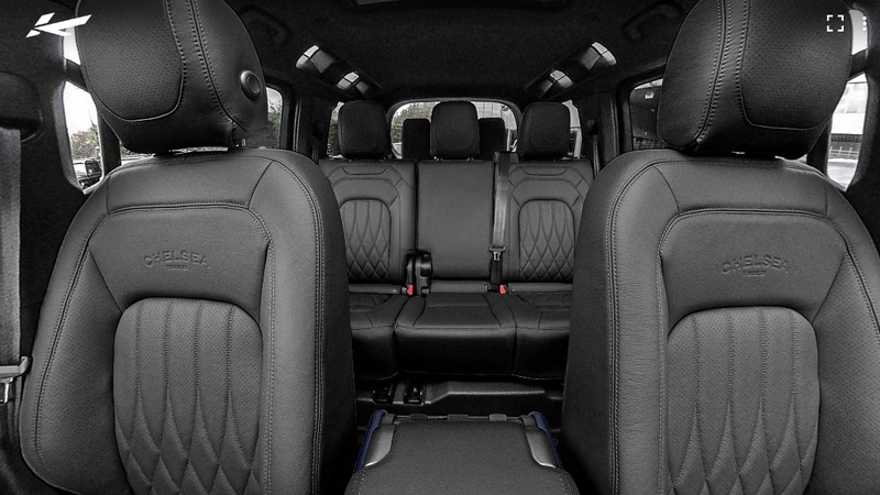Project Kahn Environment 3: Middle & Lower Interior 360° Tour - Volcanic Blue for 2020+ Defender 110 - Image 6