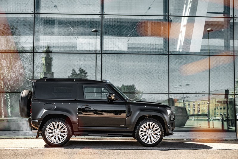 Project Kahn Roof Shield with LED Lights - Carbon for 2020+ Defender 90/110/130 - Image 14