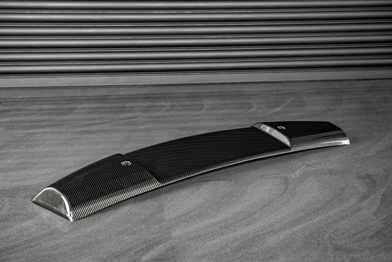 Project Kahn Roof Shield with LED Lights - Carbon for 2020+ Defender 90/110/130 - Image 4