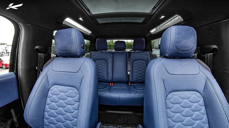 Project Kahn Comfort Leather Interior 360° Tour - Volcanic Blue for 2020+ Defender 90 - Image 6