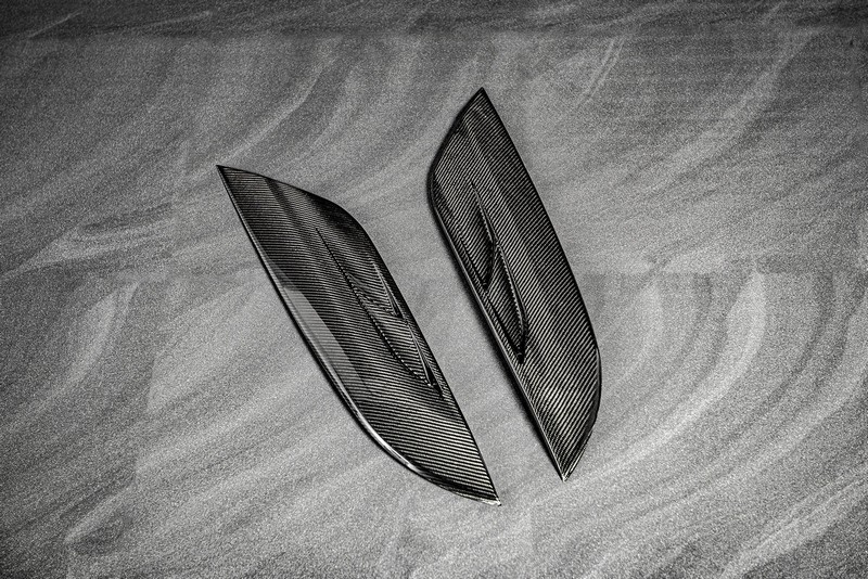 Project Kahn Exposed Carbon Bonnet Vents for 2020+ Defender 90/110/130