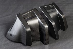 Project Kahn Exposed Carbon Rear Bumper Spats for 2020+ Defender 90/110 - Image 14