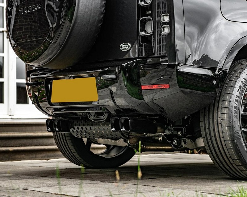 Project Kahn Quad Exhaust System for 2020+ Defender 110 V8 Petrol