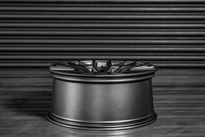 Project Kahn RS 3.0 - 10x23” Anthracite for 2020+ Defender 90/110/130 - Image 2