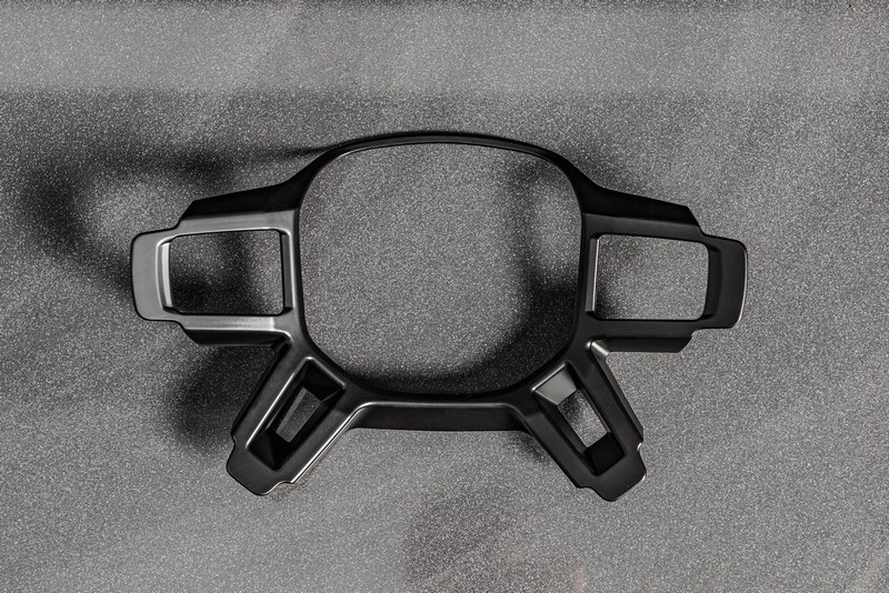 Project Kahn Steering Wheel Fascia Trim for 2020+ Defender 90/110/130 - Image 2