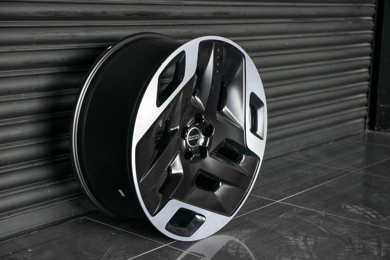 Project Kahn Type 33 Forged Alloy Wheels - 10x23" Satin Black / Diamond Cut for 2020+ Defender 90/110/130 - Image 3