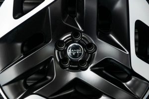 Project Kahn Type 33 Forged Alloy Wheels - 10x23" Satin Black / Diamond Cut for 2020+ Defender 90/110/130 - Image 4