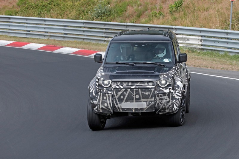 The 2025 Land Rover Defender SVX A Bold Evolution with BMW V8 Power