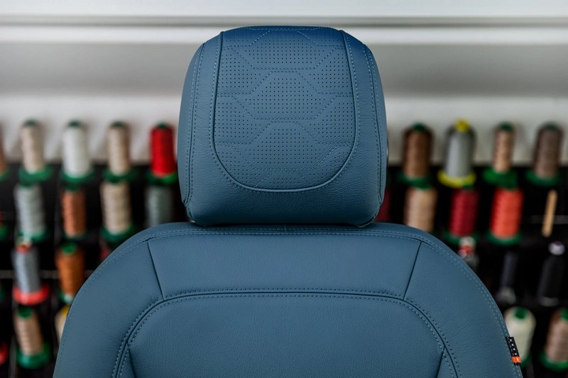 Project Kahn Comfort Leather Interior Volcanic Blue - Clam Shell Design for 2020+ Defender 130 - Image 2