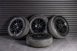 Project Kahn Original Alloy Wheels & Tires for 2020+ Defender 90/110/130 - Image 12