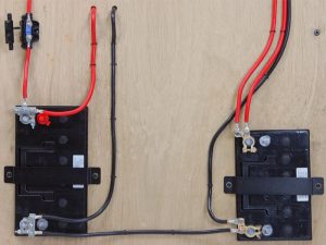Front Runner 105A Battery Box - Image 2