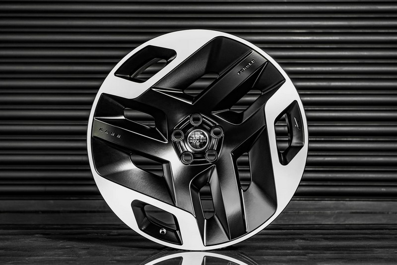 Project Kahn Type 33 Forged Alloy Wheels - 10x23" Satin Black / Diamond Cut for for 2020+ Defender 90/110/130 - Image 3